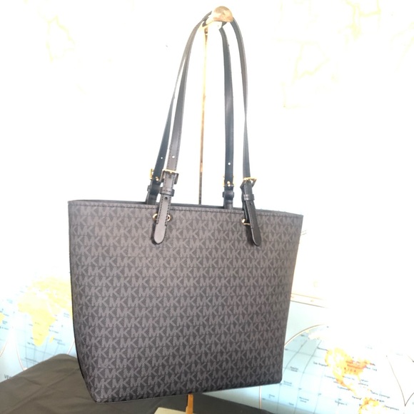 Jet Set Michael Kors new w/tags; black icon pebble leather 2 front slip pockets - Picture 6 of 13